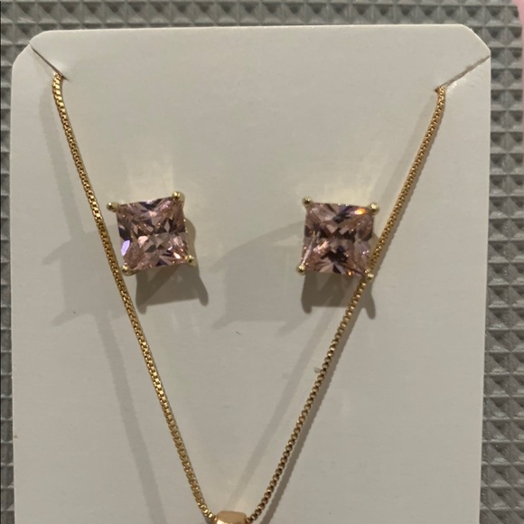 Elegant Gold and Pink Jewelry Set - Picture 4 of 4